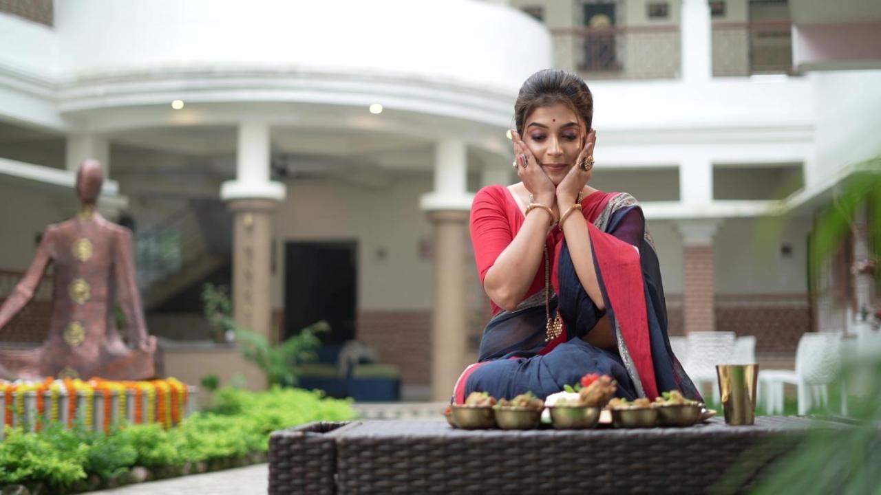 Hotel Kolam Shantiniketan Bagian luar foto