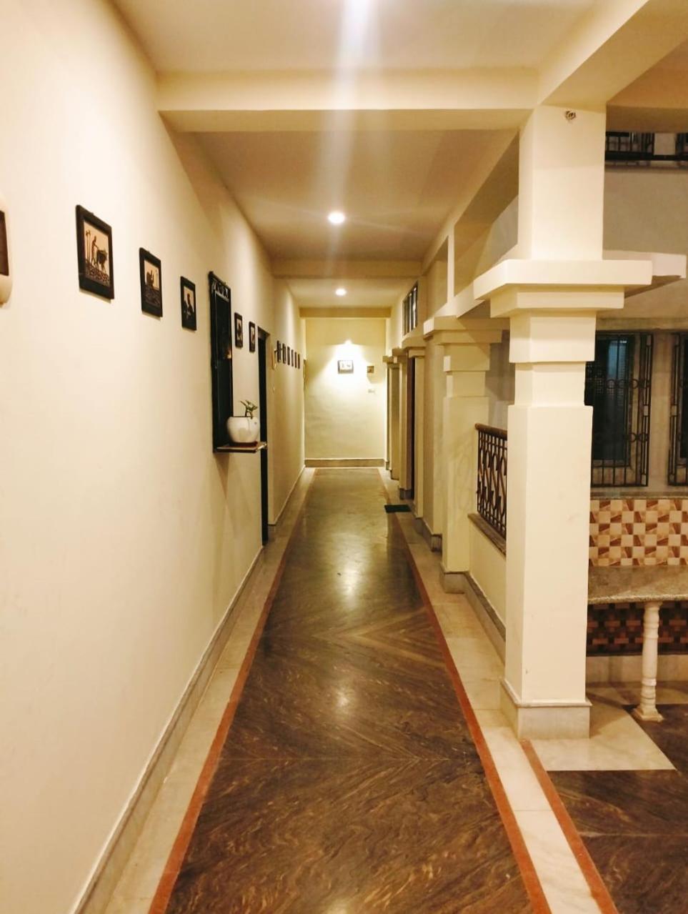 Hotel Kolam Shantiniketan Bagian luar foto
