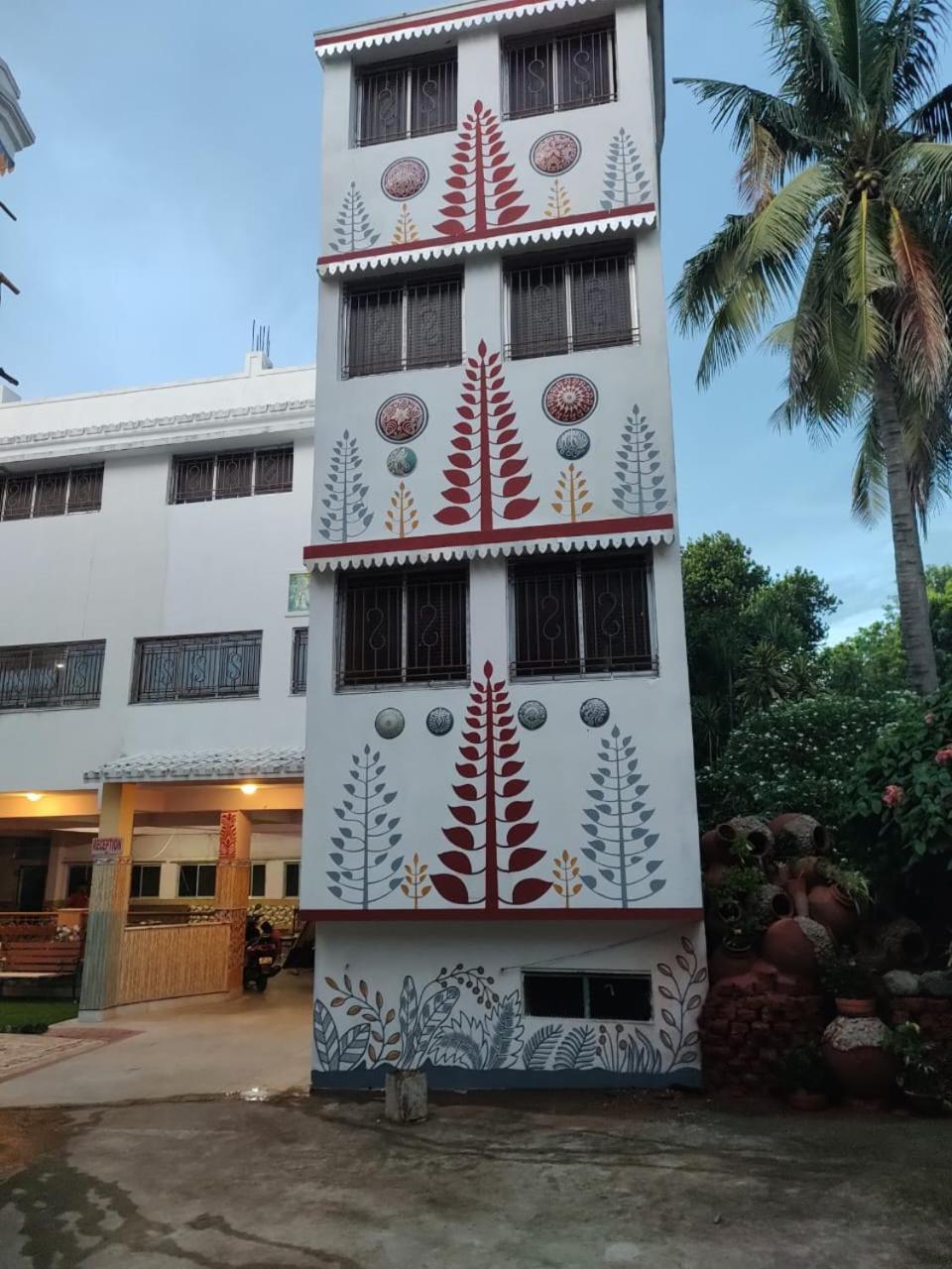 Hotel Kolam Shantiniketan Bagian luar foto